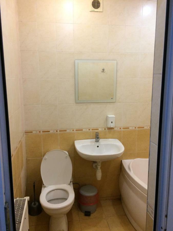 Room In The Guest House Odesa Exterior foto